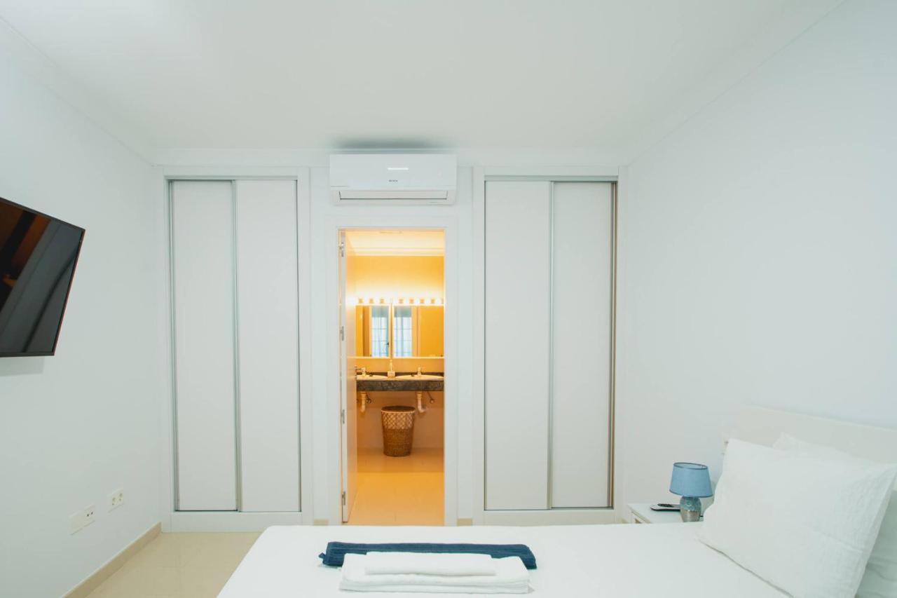 Villa Vista Reina - Luxury 6 Bedroom - Heated Pool- Views - Pool Table - Vista Lobos - Playa Blanca Extérieur photo